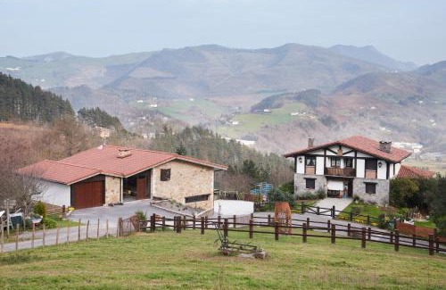 Elgoibar House | Casa Rural Akei - Basque Stay