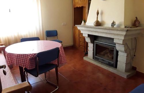 San Miguel de Valero House | Casa Rural Costanilla