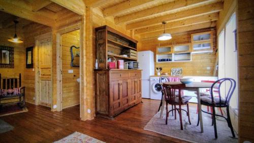 Puerto Castilla House | Casa rural El Bujo