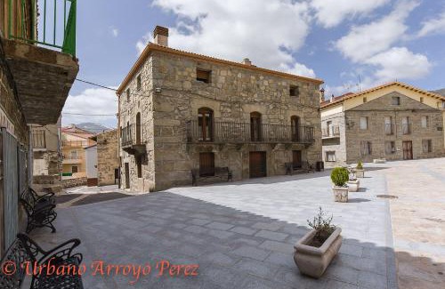 Navarredondilla House | Casa Rural El Salon del Baile