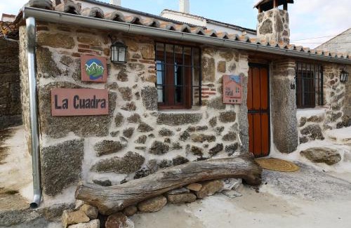 Villar de Corneja Apartment | casa rural La Cuadra