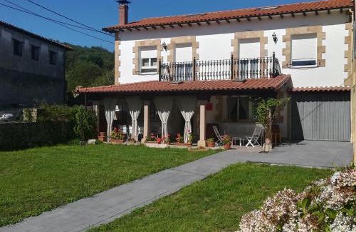 Corvera de Toranzo House | Casa Rural La Rasilla