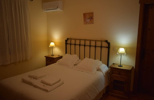 Menasalbas House | CASA RURAL LAS NAVILLAS