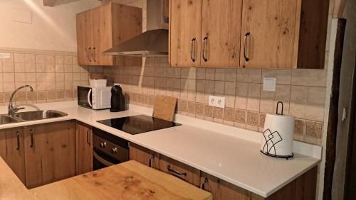 Nerpio House | CASA RURAL "LOS CASARES"