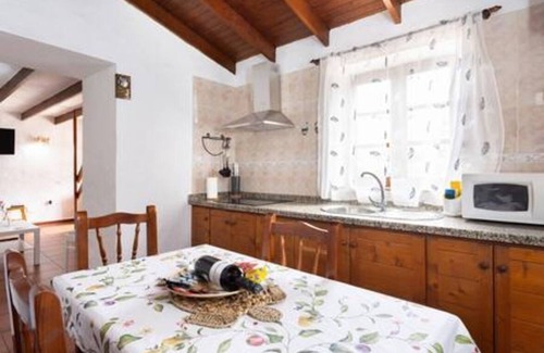 Las Casas Apartment | Casa Rural Nina - Charming stay & Terrace, Hierro