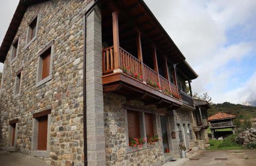 Posada de Valdeon House | Casa Rural Pambuches