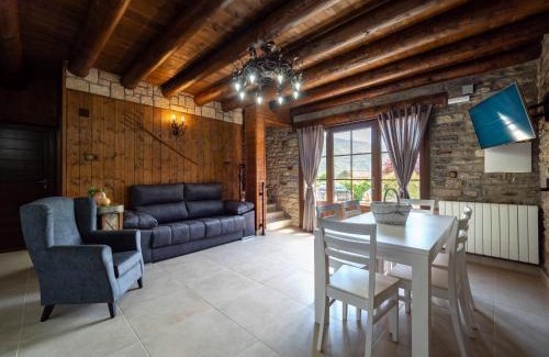 Borrastre House | Casa Rural Perico