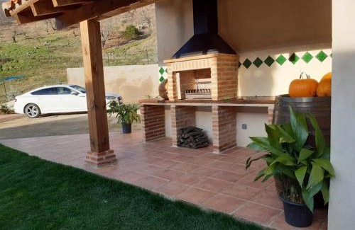 Candeleda House | Casa rural Quinta de los Almiares