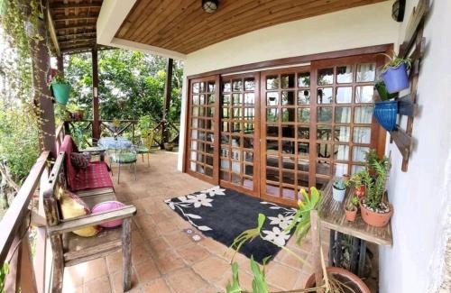 Bezerros House | Casa Serra Negra