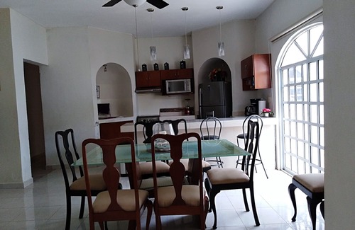 Montecarlo Apartment | Casa Sol y Luna - Casa de cuatro habitacionesn