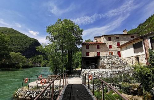 Solagna Bed & Breakfast | Casa sul Fiume County House