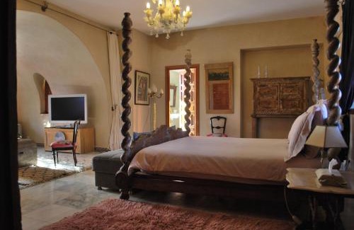 Saada House | Casa Taos