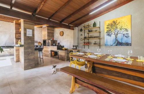 Caldas Novas House | Casa temporada Condomínio Clube, até 10 pessoas.