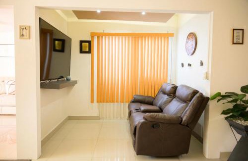 Aguascalientes House | Casa Teresita - Amplia y cómoda en zona tranquila y bien conectada