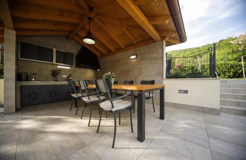 Lipa Villa | Casa Tilia