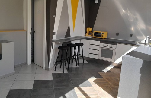 Arcos Cottage | Casa Totalmente Nueva, Para 16 Personas a 12 km de Burgos en un Pueblo Tranquilo