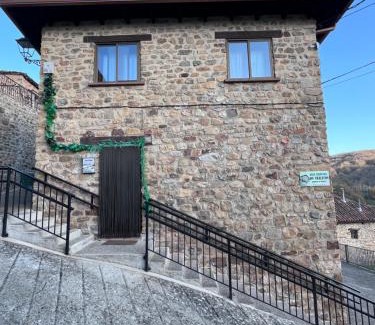 Lumbreras House | Casa turística 'Los chaleco' en Lumbreras con terraza privada.