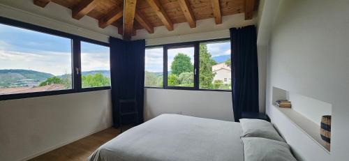 Caniezza House | Casa Ulivo - Il Brolo Holiday Homes