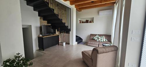 Caniezza House | Casa Ulivo - Il Brolo Holiday Homes