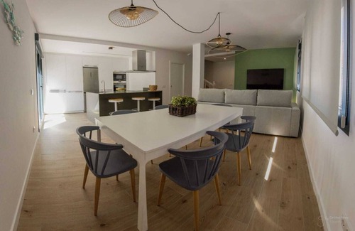 O Grove House | Casa Viturna