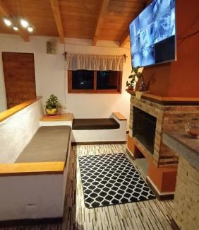 La Capilla House | Casa yuyu