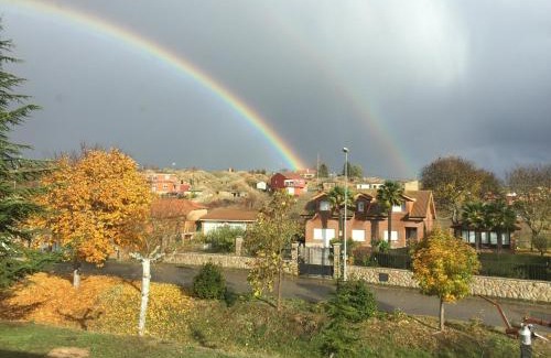 Chozas de Abajo House | CASA ZORITAS