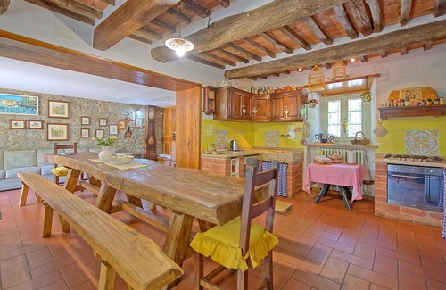 San Pietro a Cegliolo Villa | Casale San Martino - Country House Rental in Valdichiana, Tuscany.