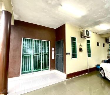 Paka House | Casaria Homestay Paka