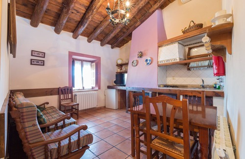 Caravaca de la Cruz Cottage | Casas Noguericas for 2 people