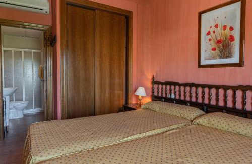 Elche De La Sierra House | Casas rurales Los Guerrero B