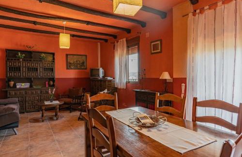 Elche De La Sierra House | Casas rurales Los Guerrero B