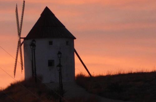 Zafra de Zancara House | Casas Rurales Planeta Chicote