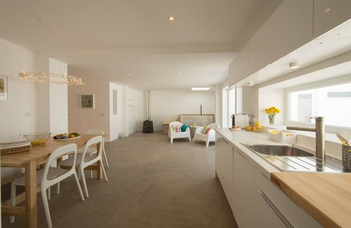 Peniche Ski Chalet | CASASUPERTUBOS - VILLA 9