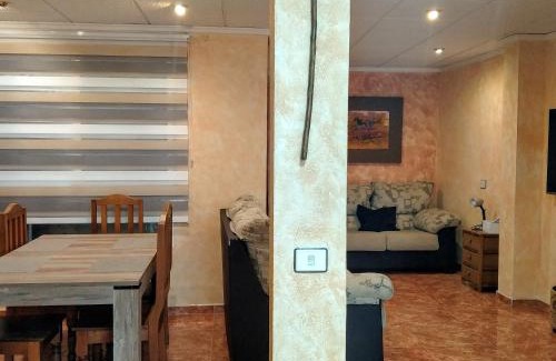 Torres Torres House | Cases Rurals El Castell