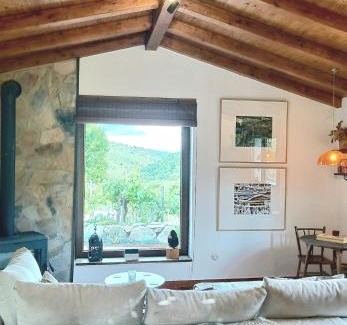 Chantada House | Casiña Raíz Entre viñas y cielo Ribeira Sacra