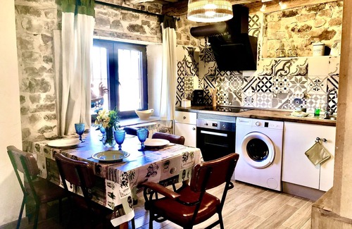 San Salvador de Cantamuda House | Casita Restaurada Conservando su Esencia Para Disfrutar en la Montaña Palentina