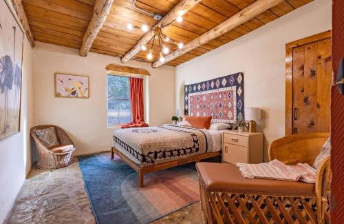 Nogal House | Casita Mistica A Southwest Adobe Field Home