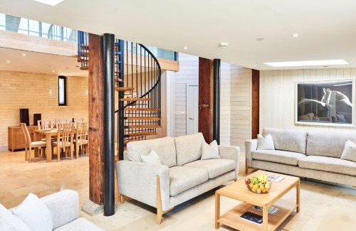 Matfen House | Caspian House