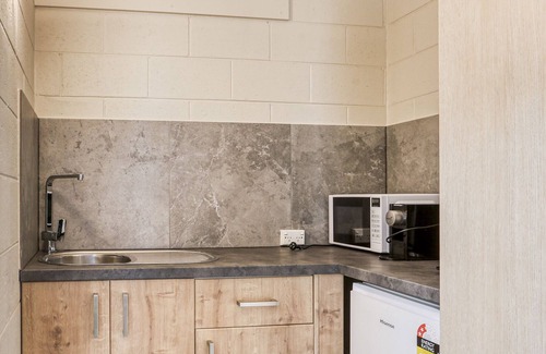 Euroa Bed & Breakfast | Castle Creek Motel