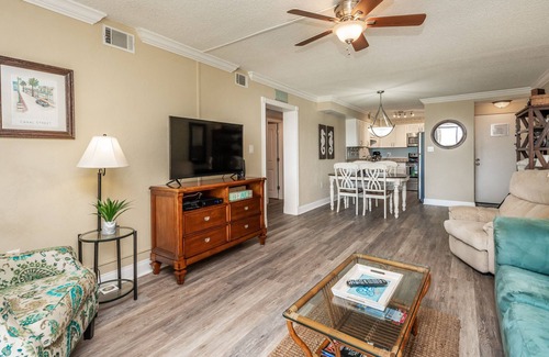 New Smyrna Beach Condo | Castle Reef 123 beautiful beachfront condo!