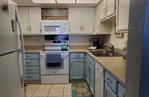 New Smyrna Beach Condo | Castle Reef 511 Beachfront & Sunsets!