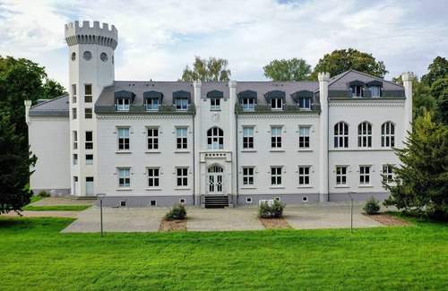 Hohendorf Apartment | Castle Roof Top Suite 22 - Castle Hohendorf