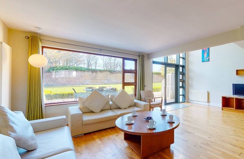 Castlemartyr Cottage | Castlemartyr Holiday Lodges 3 Bed