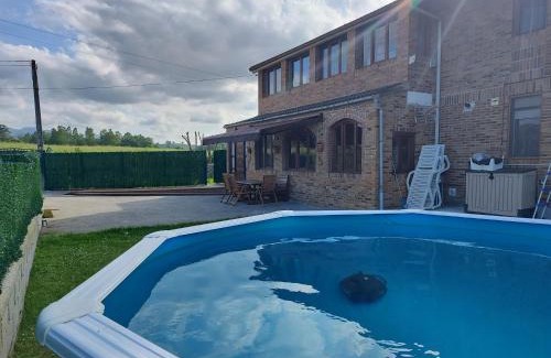 Hoznayo House | Castro Vizmaya, cómoda y amplia planta baja con jardín cerca de todo