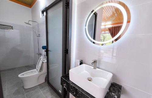 Quan Tom Cabin | Cat Tien Farmer Lodge