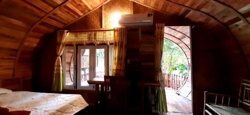 Quan Tom Cabin | Cat Tien Nature Hotel
