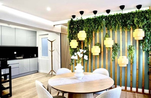 Lugo Apartment | Cathedral Suite by Lugo Collection