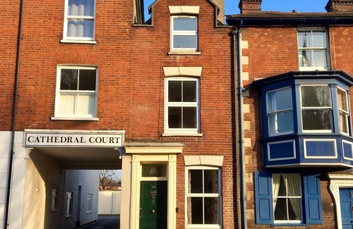 Salisbury House | Cathedral view, stunning 3 bedroom townhouse