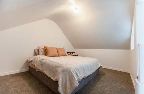 Te Horo House | Catley Lodge B&B Farmstay