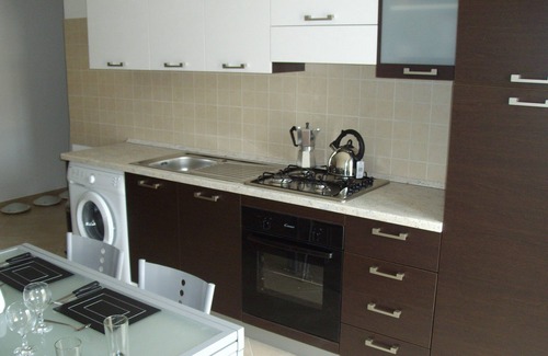 Marina di Caulonia Apartment | Caulonia Marina apartment with AC & swimming pool only 5 minutes to the beach!